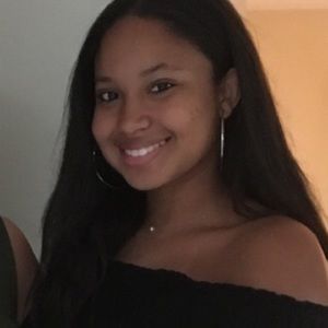 Meet your Posher, Iana